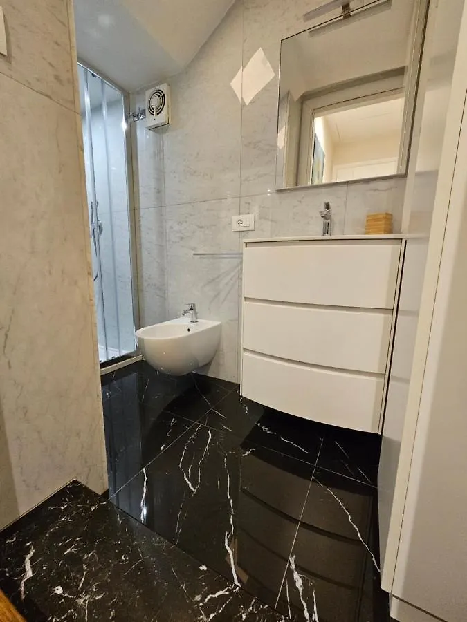 The One Frattina Apartment Rome