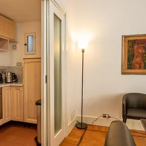 Apartment Ninetyone Via Sistina Spanish Steps, Rome