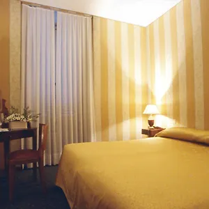 2* Panzió Orange Garden