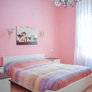 Apartment Frattina De Luxe, Rome